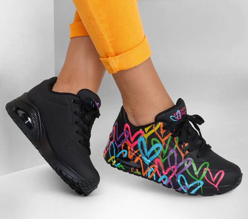 Skechers highlights deals