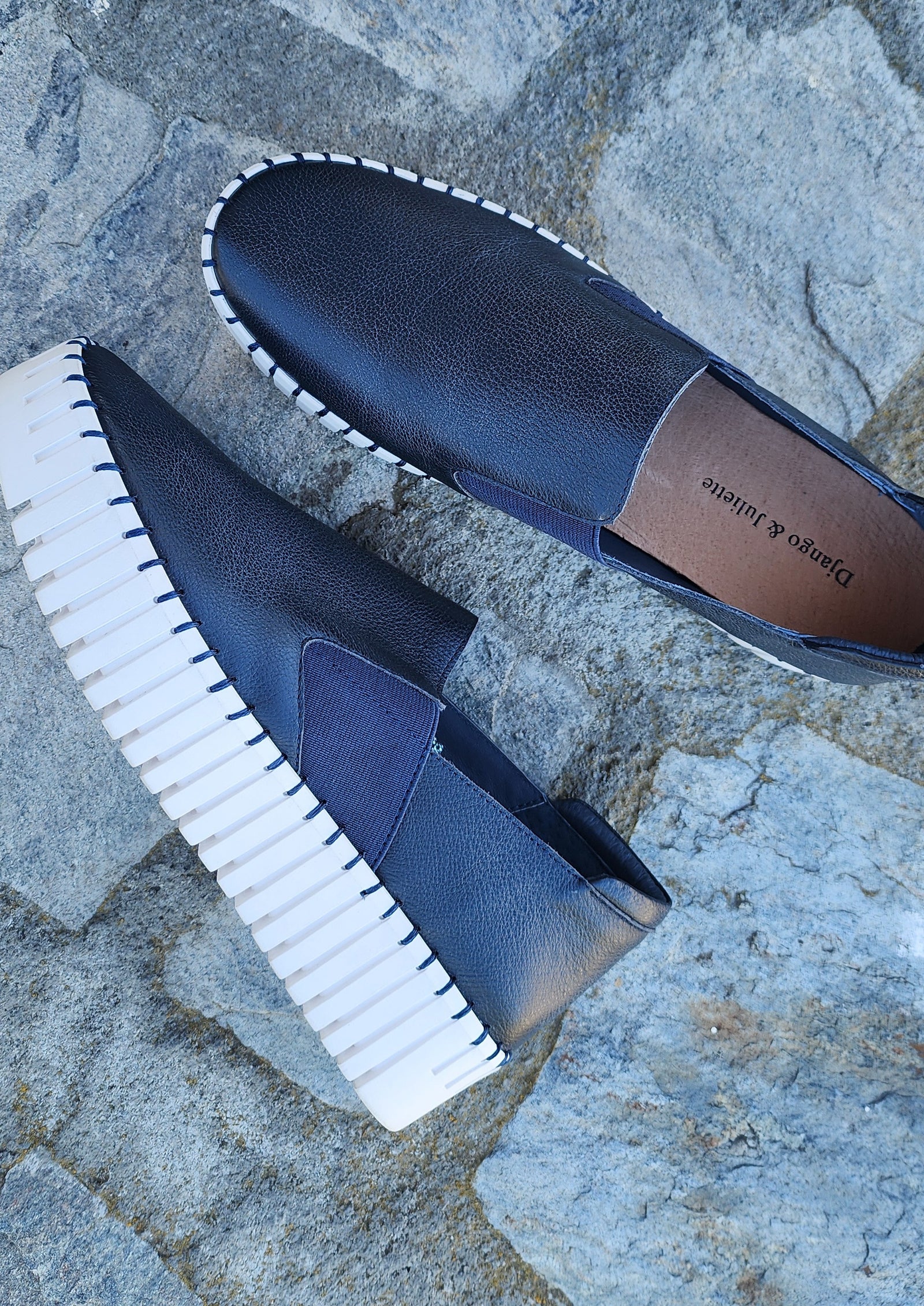 Django & Juliette Becca