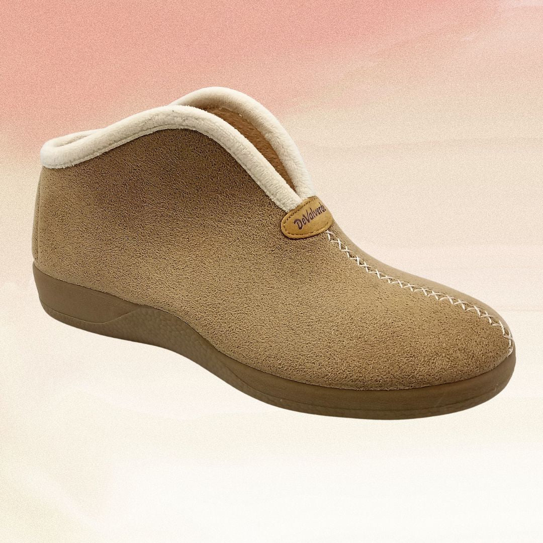 DeValverde 9709 C Cuddles Shoes Unlimited - Main Image