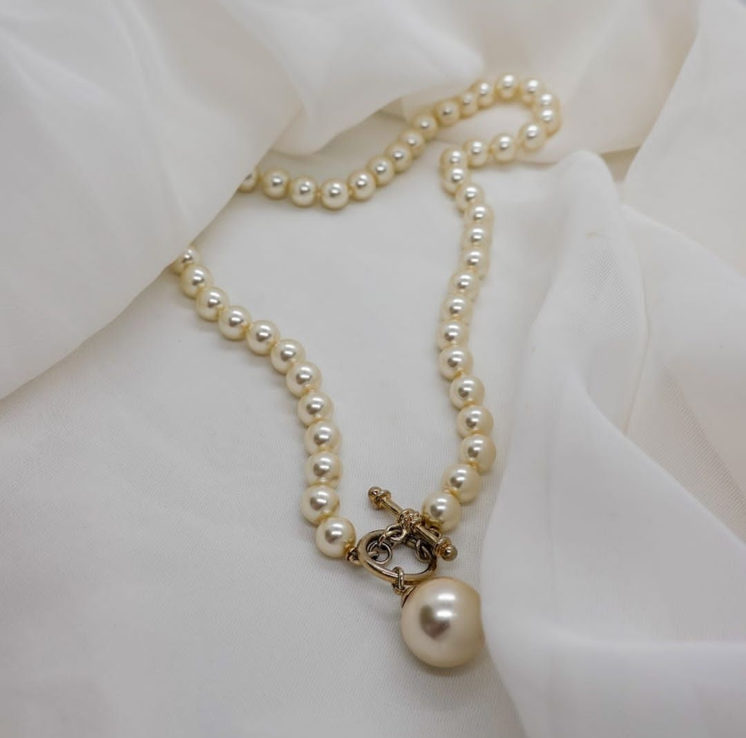 Gregory Ladner Cream Pearl Pendant