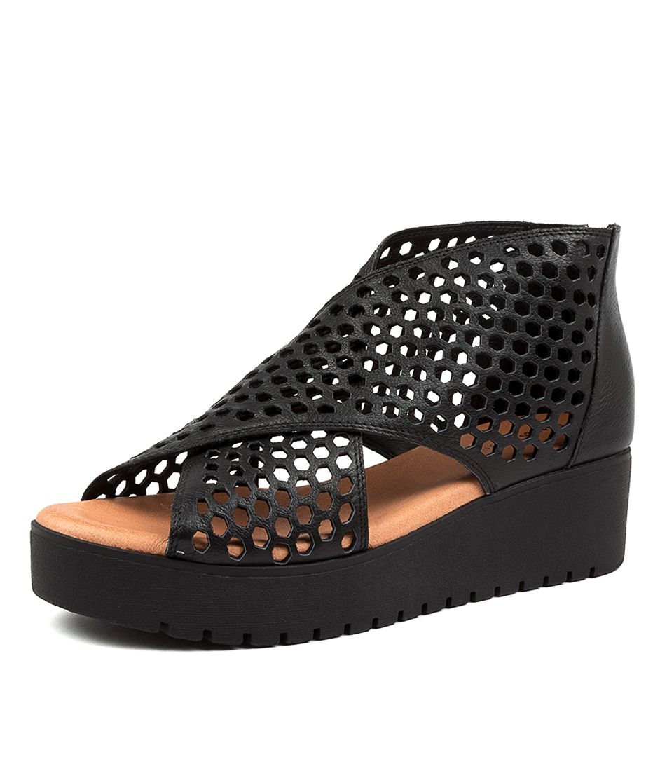 Django & Juliette Orma