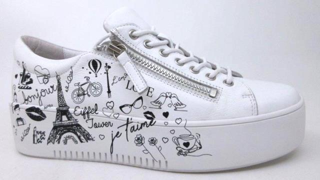 Django & Juliette Wolak